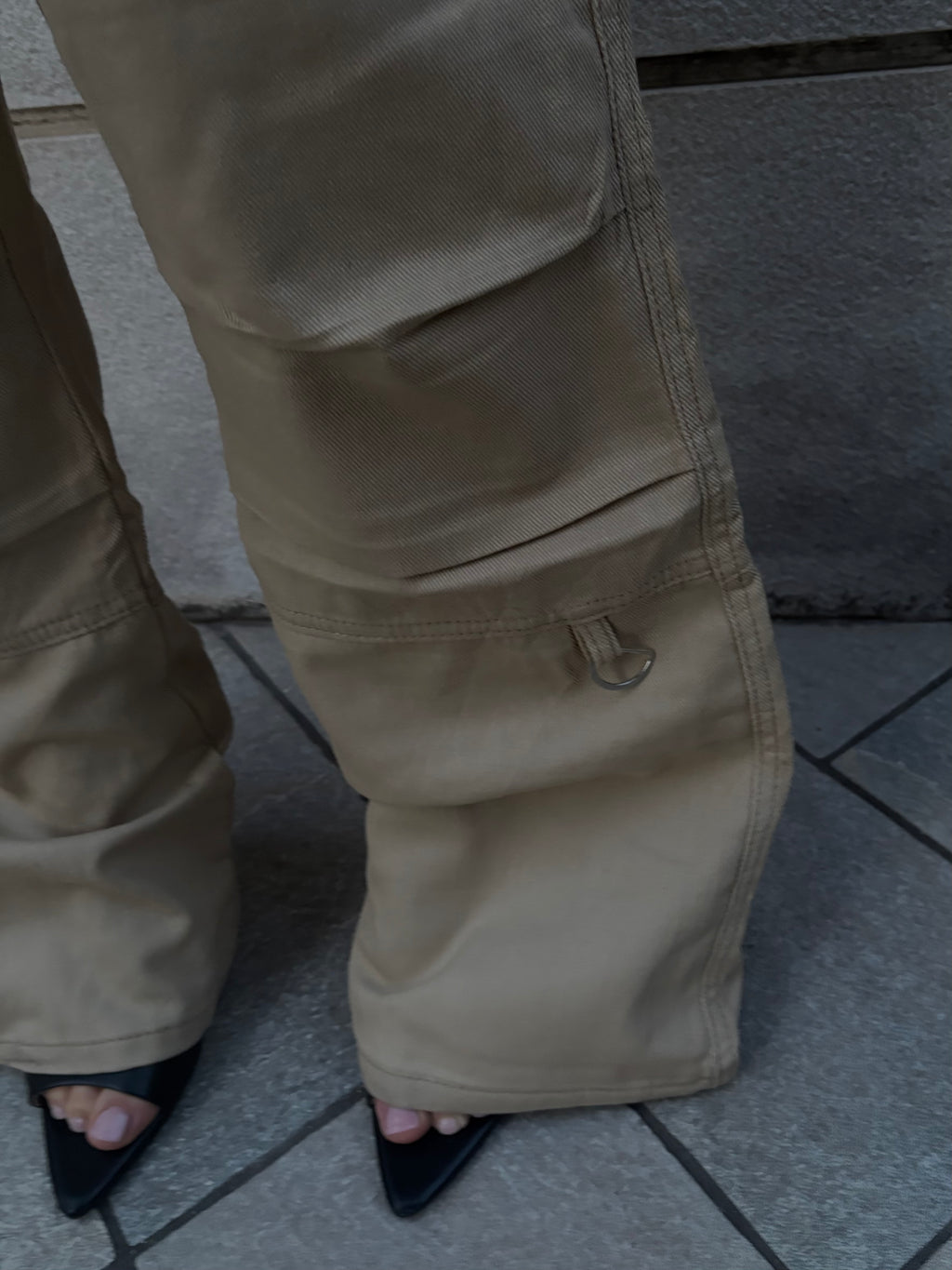 Jeans Beige Bootcut con Dettagli