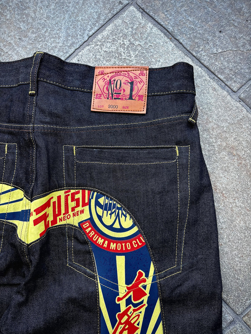 EVISU No.1 Daruma Moto Club Yellow Red – Jeans Baggy Y2K