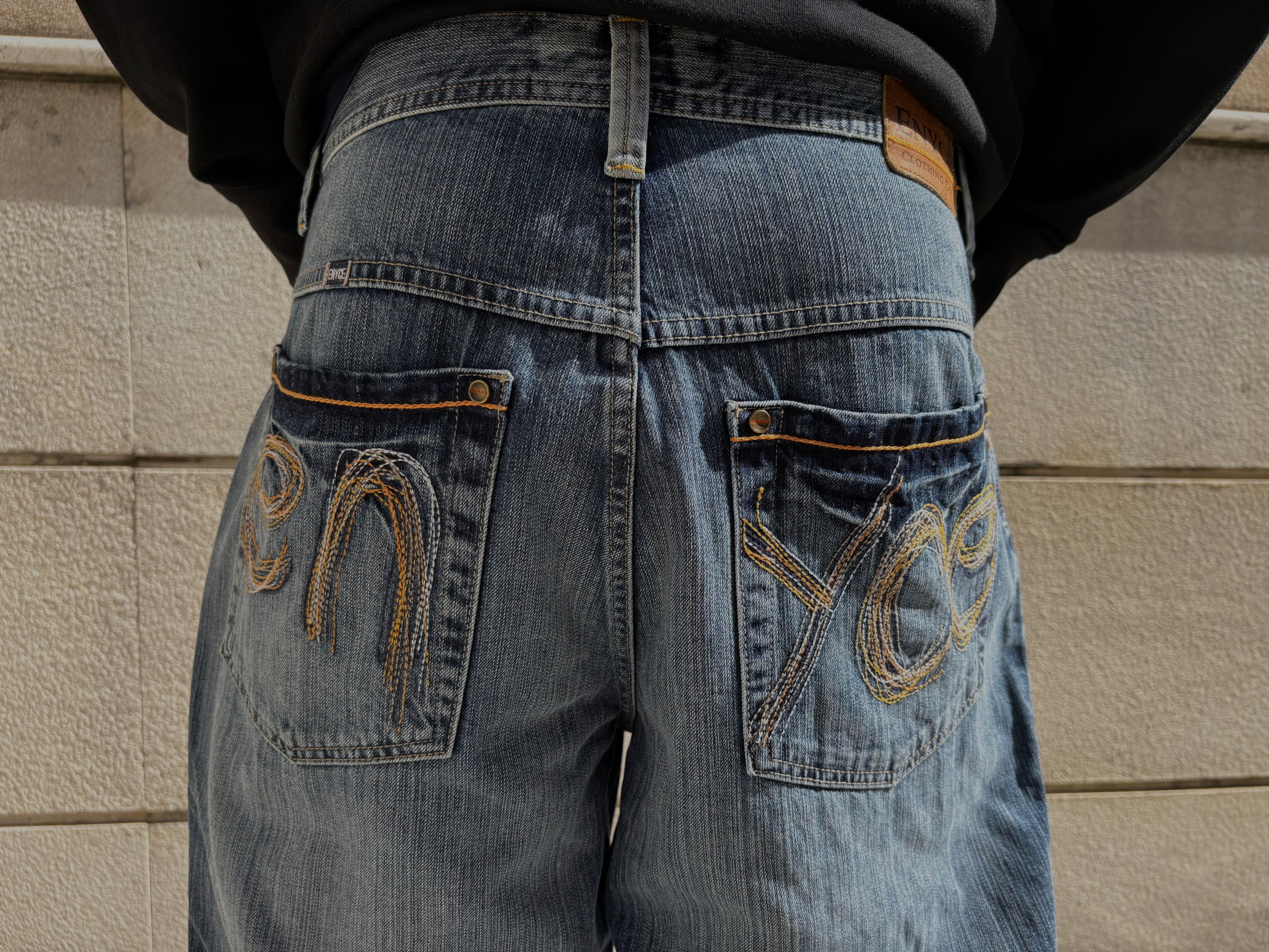 ENYCE Baggy Jeans Ricamo